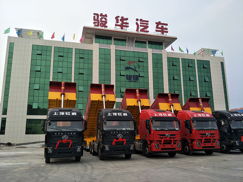 鄭州客戶五臺如期交付滿意提車